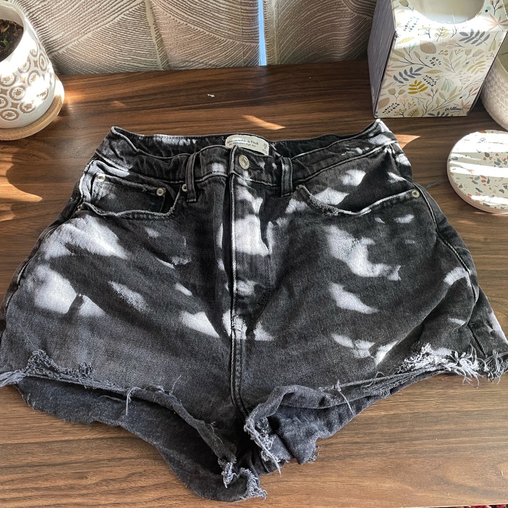 Abercrombie & Fitch The Mom Short Curve Love